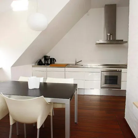 6 Person Holiday On A In Apartment
